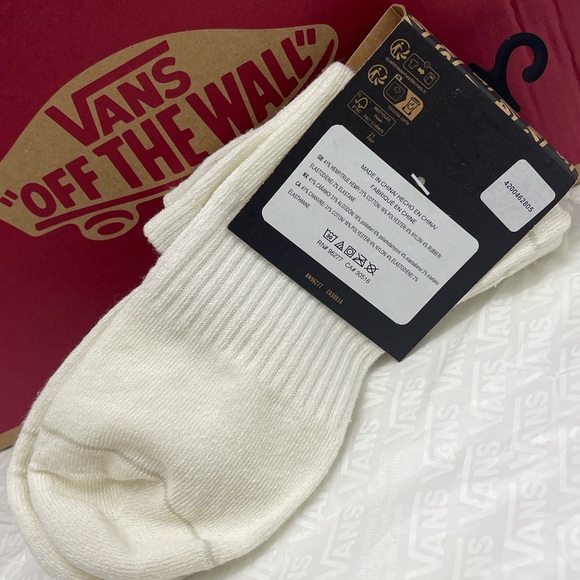 VANS. HALF CREW Socks 
HAUTEUR CHENLE CALCETIN DE MEDIA CAÑA
"OFF THE WALL"
1 pa - Picture 7 of 16
